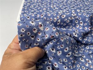 Fastvævet viscose - fine blomster på lavendelblå bund